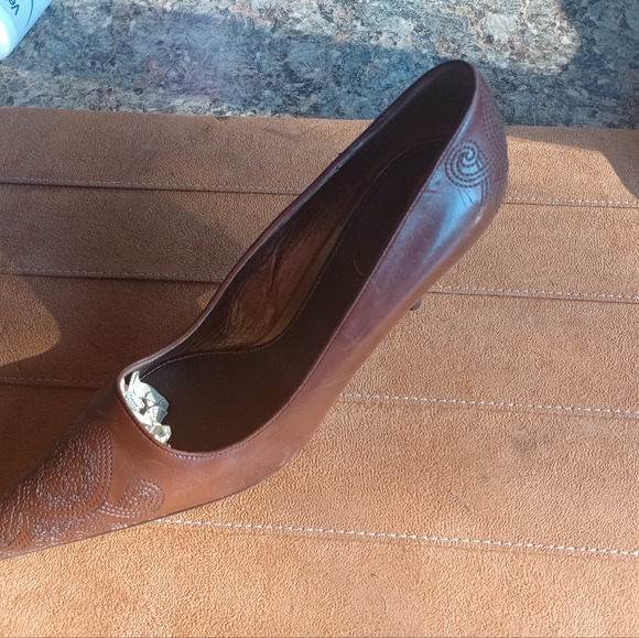 Prada Brown Pointed-Toe High Heel Pumps Size 7, (75) - Picture 2 of 8